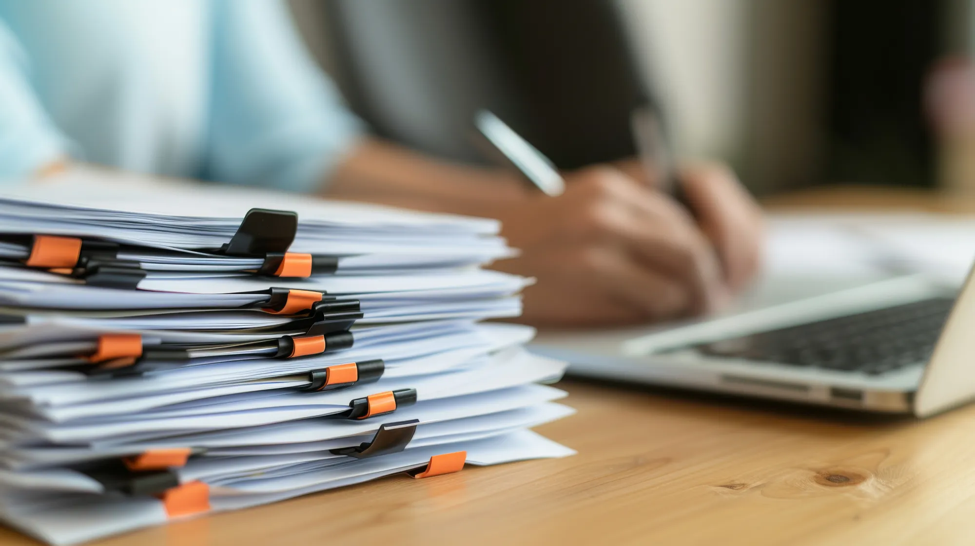 Accompagnement ECRT dans les démarches administratives pour projets d’aménagement professionnel et obtention de permis